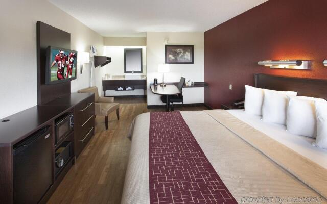 Red Roof Inn PLUS+ Secaucus - Meadowlands - NYC