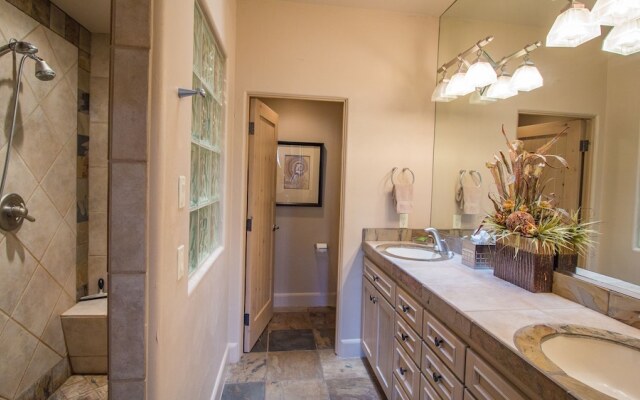 Lava Falls at Entrada Vacation Rentals