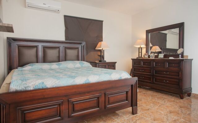 Big vacational house in Isabela