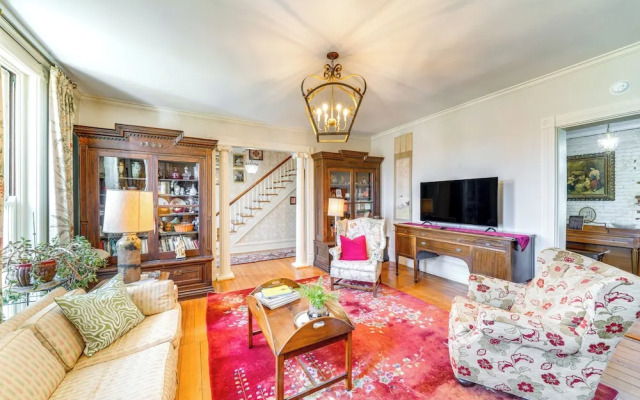 Historic & Spacious Family Home in Nicholasville!