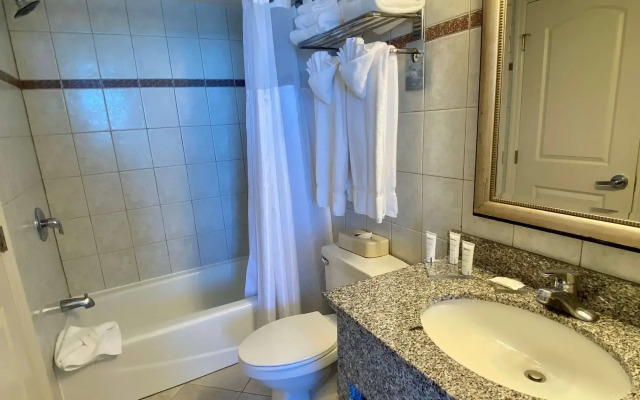 Radisson Suite Hotel Oceanfront