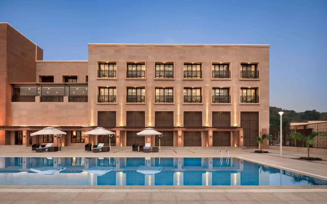 Ramada Encore by Wyndham Statue of Unity