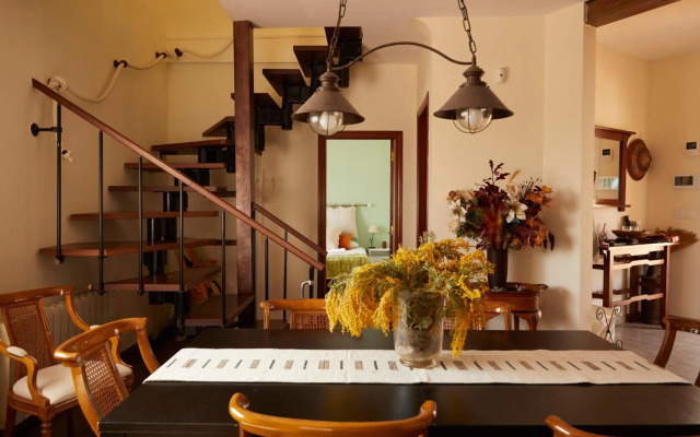 Amazing Vila close to Sitges, jacuzzi, swimming pool & exellent views