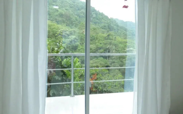 Hostal Alto De La Montaña