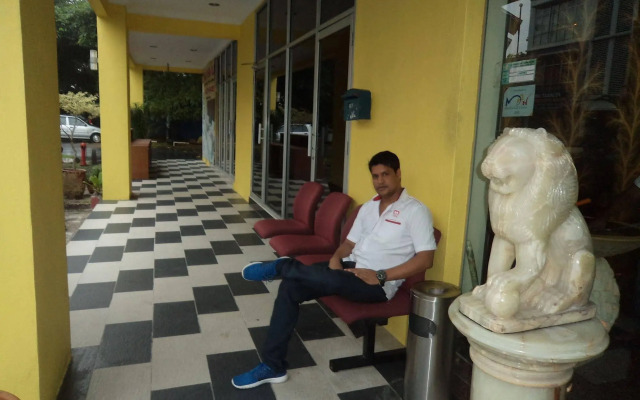 OYO 424 KK Inn Hotel