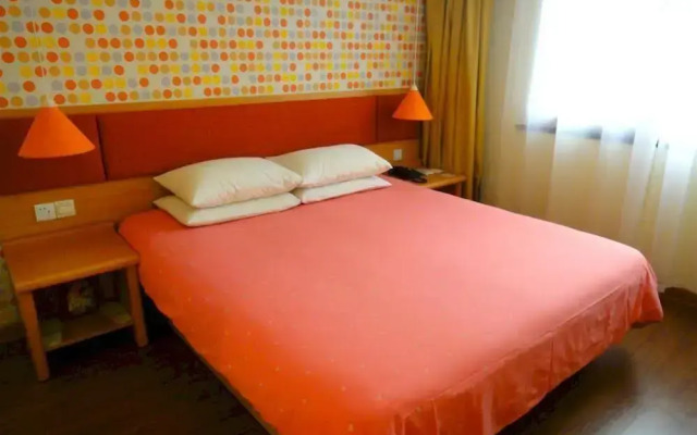 Home Hotel Suzhou Guanqian