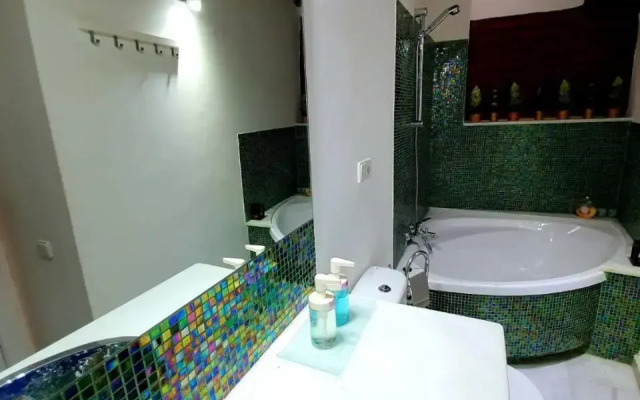 Almocabar Luxury Apartment