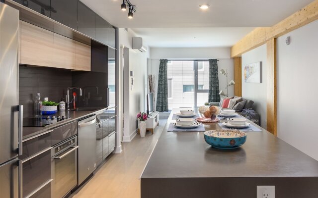 Gorgeous 1Br Sleeps 4 In Griffintown