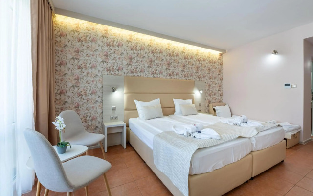 Aphrodite Beach Hotel