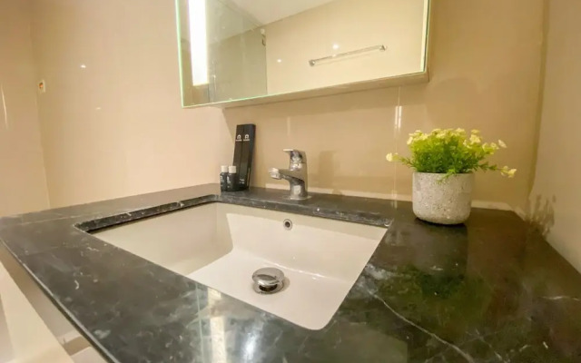 Best Deal And Strategic 2Br Marquis De Lafayette Apartment