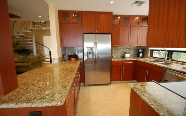 Kapalua Bay Villa 17b2 Gold Ocean View