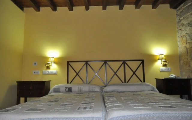 Hotel Restaurante Asador de Roxos Casa de Albardonedo