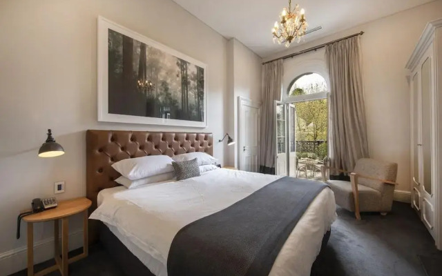 The Crafers Hotel