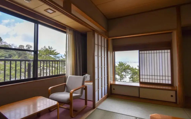 Miyajima MorinoYado Inn Hotel