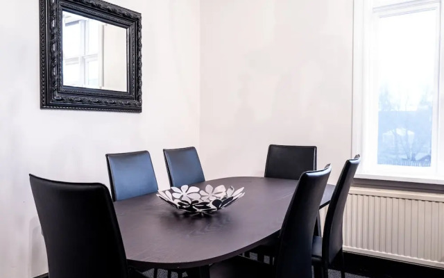 Luna Apartments - Baldursgata