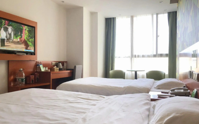 Vatica Hotel Fuyang Linquan Tenghui International City Branch