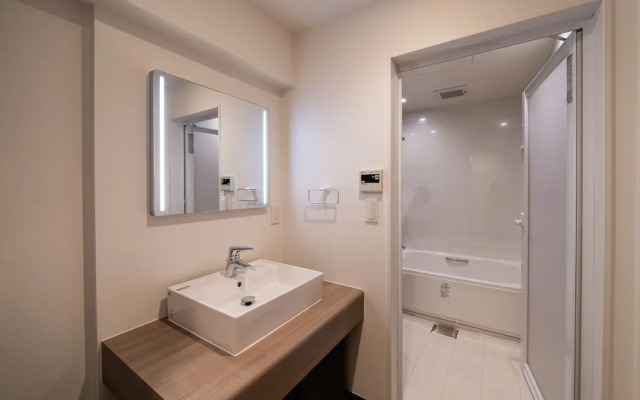 Aqua Palace Chatan by Coldio Premium