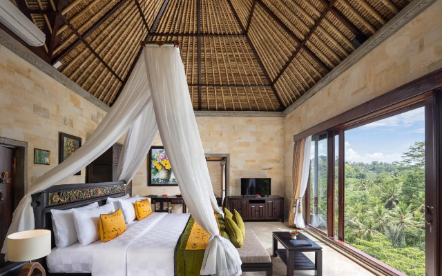 Отель Royal Pita Maha