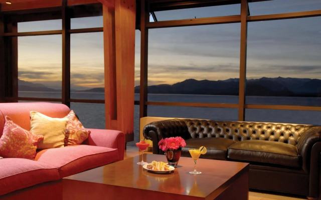 Alma del Lago Suites & Spa