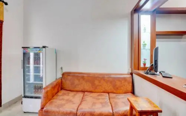 Airport Village Juanda by OYO Rooms