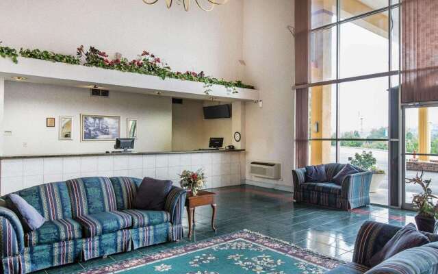 Econo Lodge Dalton West