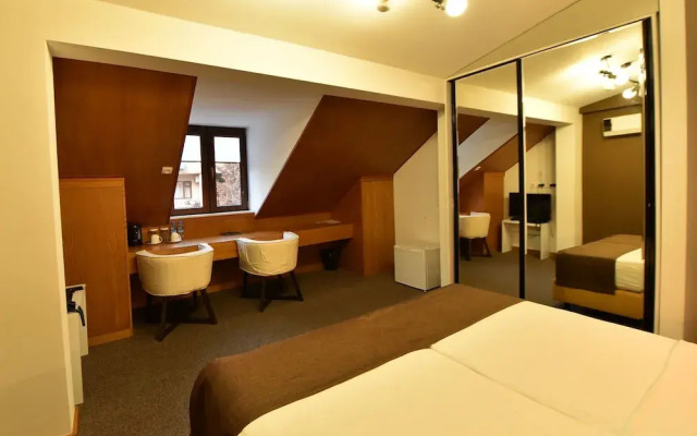 KS Hotel