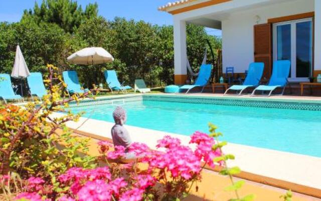 Aljezur Experiences Luxury Guest House & Surf School