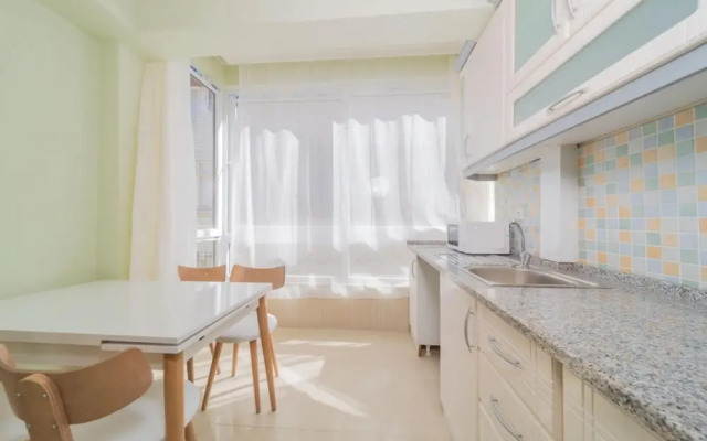 Flat With Sea View and Balcony in Alanya