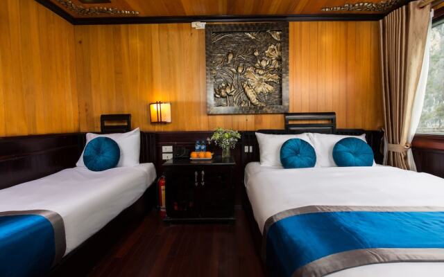 Verdure Lotus Grandeur Cruise
