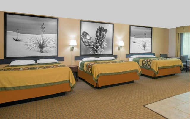 Super 8 by Wyndham Idabel