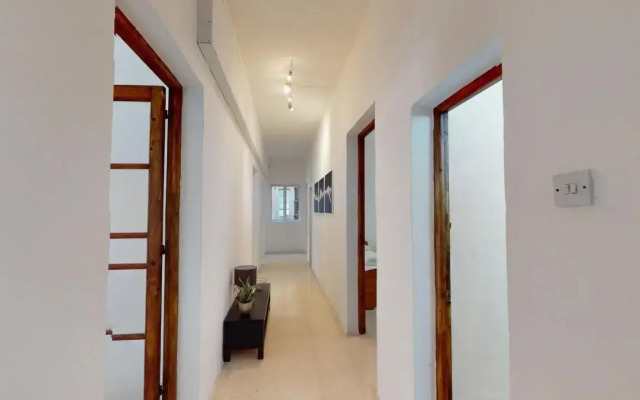 St Julians - Balluta Bay large 3 bedroom apartment