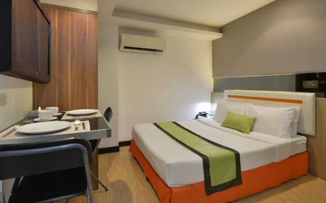 Arawana Express Phromphong Hotel