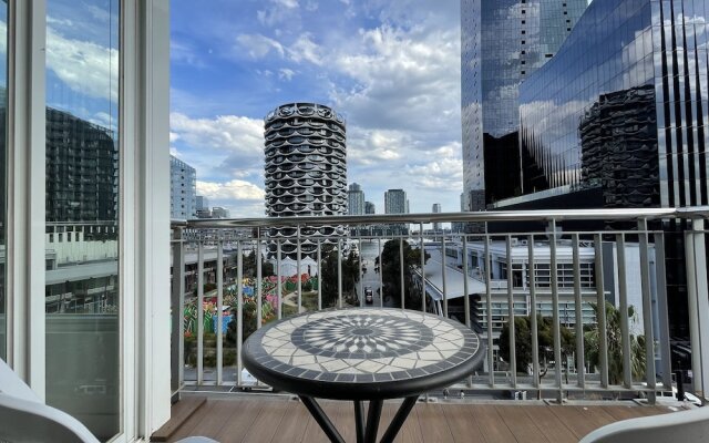 Luxury Penthouse Above the Shopping Town