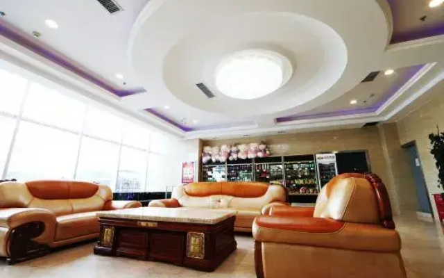 Karamay Jiuyue Longhua Grand Hotel