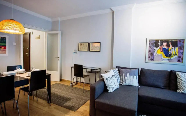 Luxurious & Modern | Walk Everywhere | 5★ Amenities
