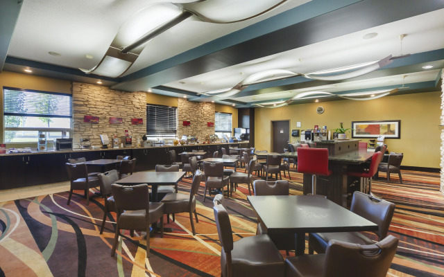 Best Western Plus Sherwood Park Inn & Suites