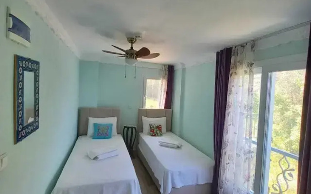 Laila Otel  Karaburun