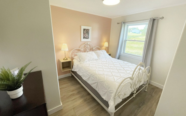 Gateway to Greenwich Suites