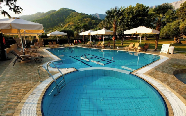 Ariadni Hotel Bungalows