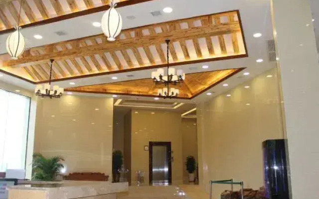 Water East Township House · River Bay Manor
