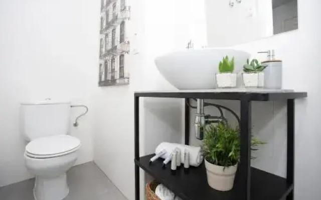 Poeta Llombart Apartments