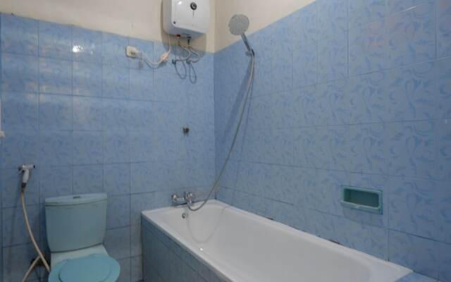 RedDoorz Plus @ Alam Raya Hotel