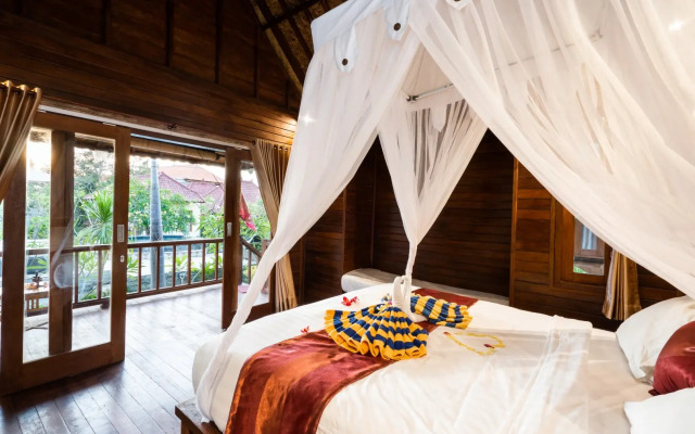 Karang Mas Villa by WizZeLa