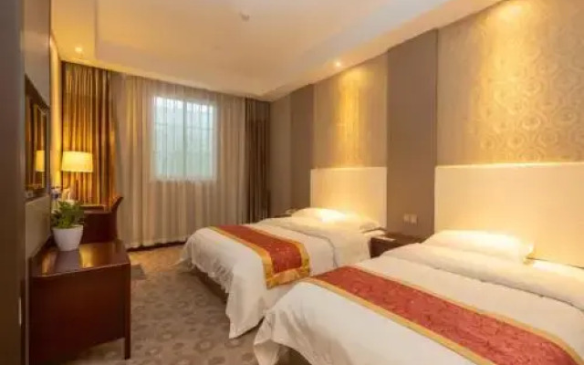 Home Inn (Nanjing South Railway Station Mingfa Plaza Metro Station)