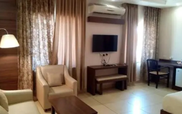 Vels Hotel
