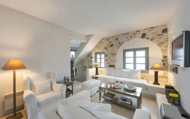 Traditional Stone House in Kostos