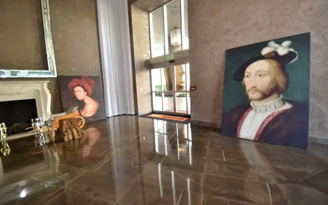 Icon by Design Suites Miami