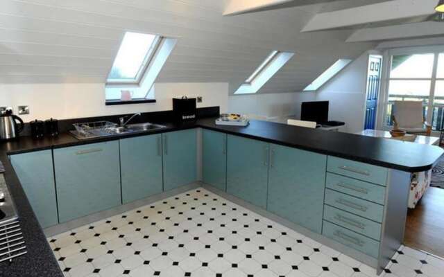 The Loft, Trefloyne Manor