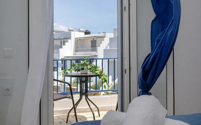 Zen Beach House in Tinos 1