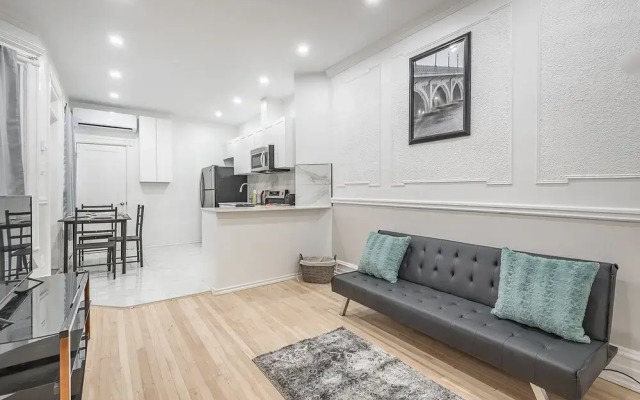 Cozy Private BR in the heart of Plateau